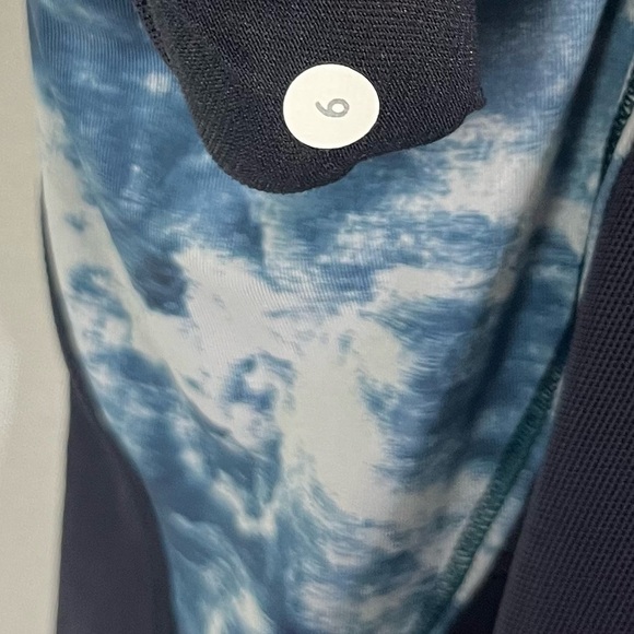 Lululemon Mesh With Me Naval Blue Athletic Tank Top 6 - Picture 6 of 7